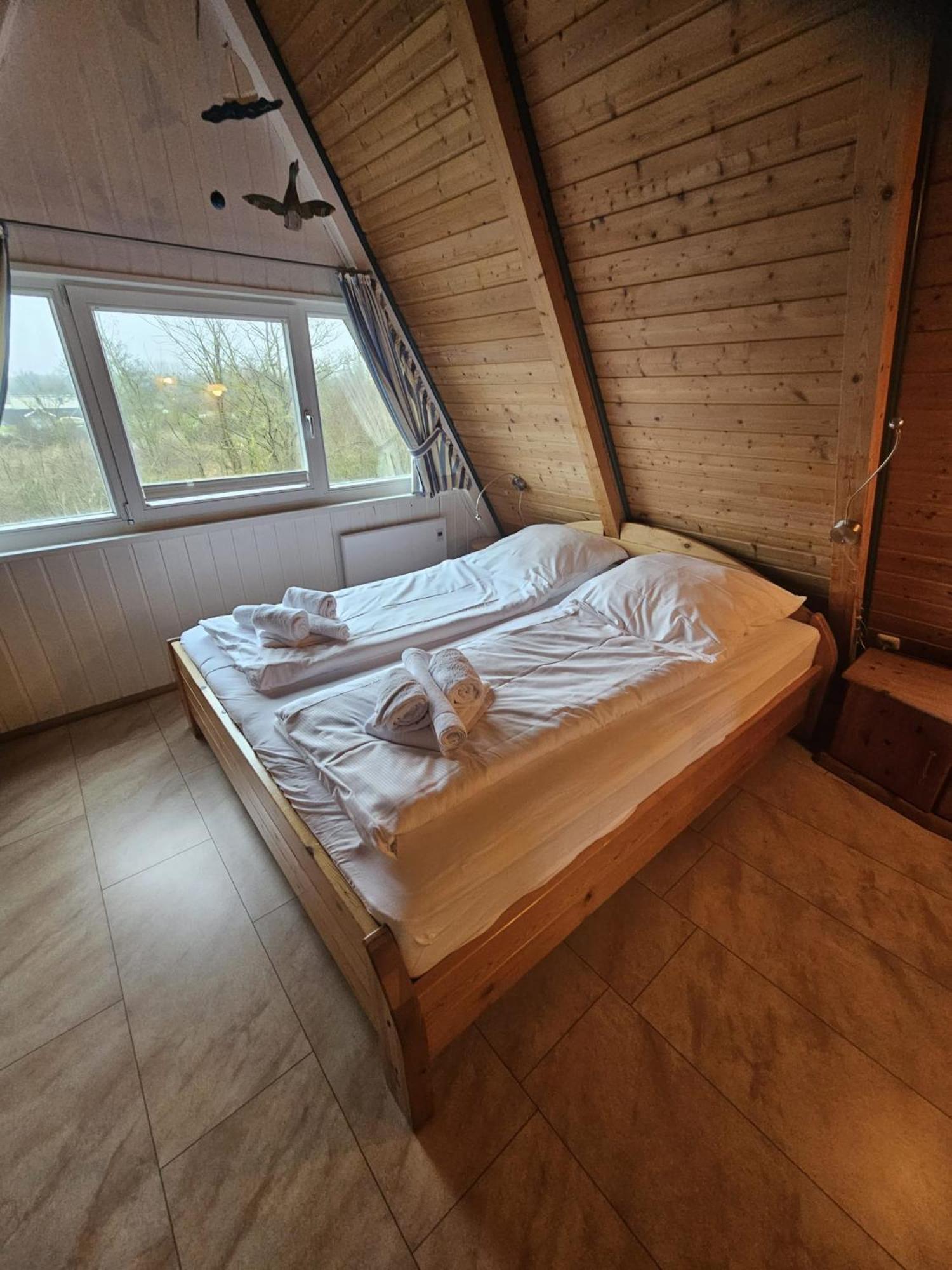Nordwind Villa Damp Bagian luar foto
